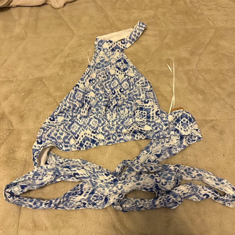 VESTIQUE Meet Me In Mykonos Top Size Medium